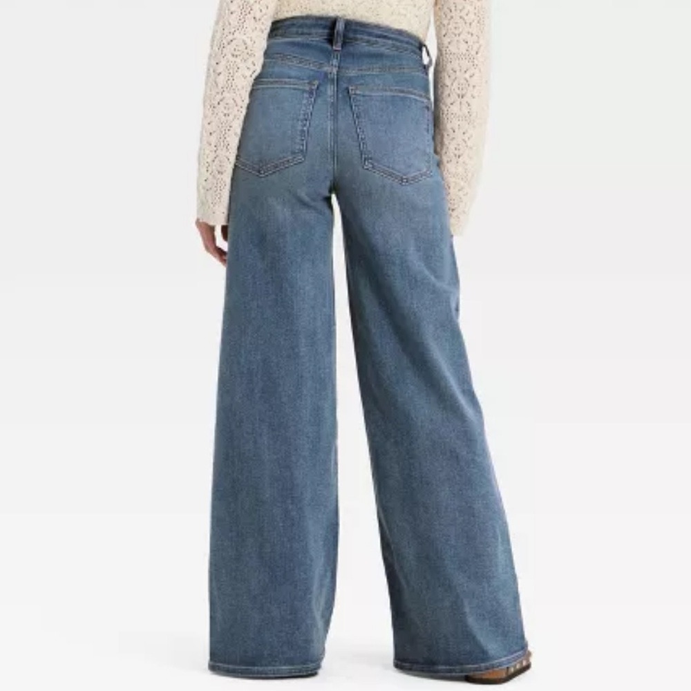 Jean Universal Thread™ Women's High-Rise Wide Leg 👖🥰🎁🌈 - Picture 2 of 8